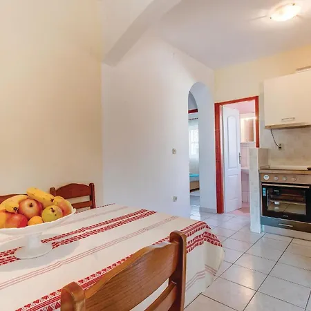 2 Bedroom In * Mali Lošinj