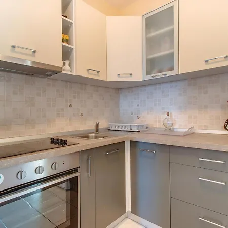 Apartamento Gorgeous In With Wifi