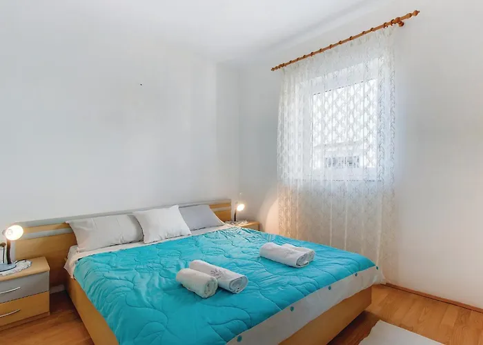 Appartement 2 Bedroom In Mali Lošinj
